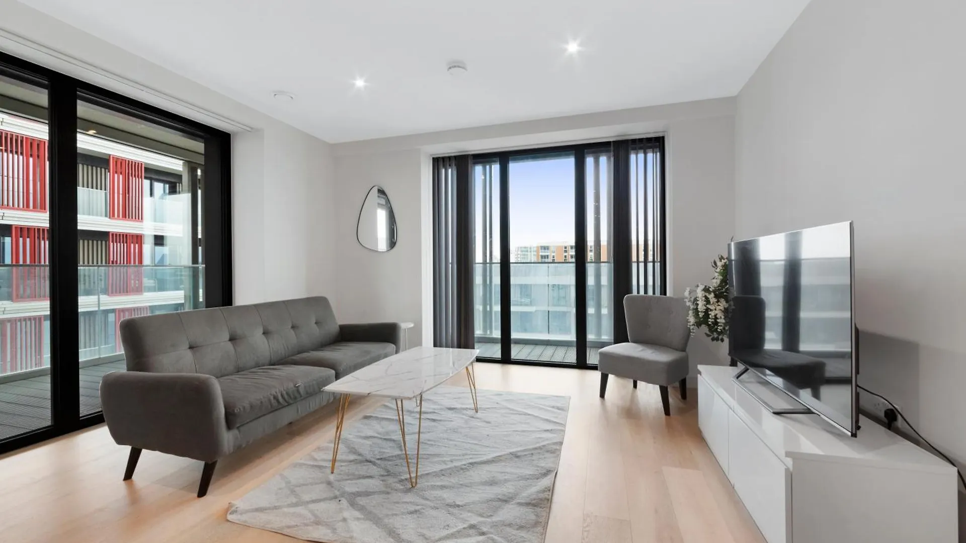 Excel 2 Bedroom Apartment Near City Aiport And O2 Arena London United Kingdom