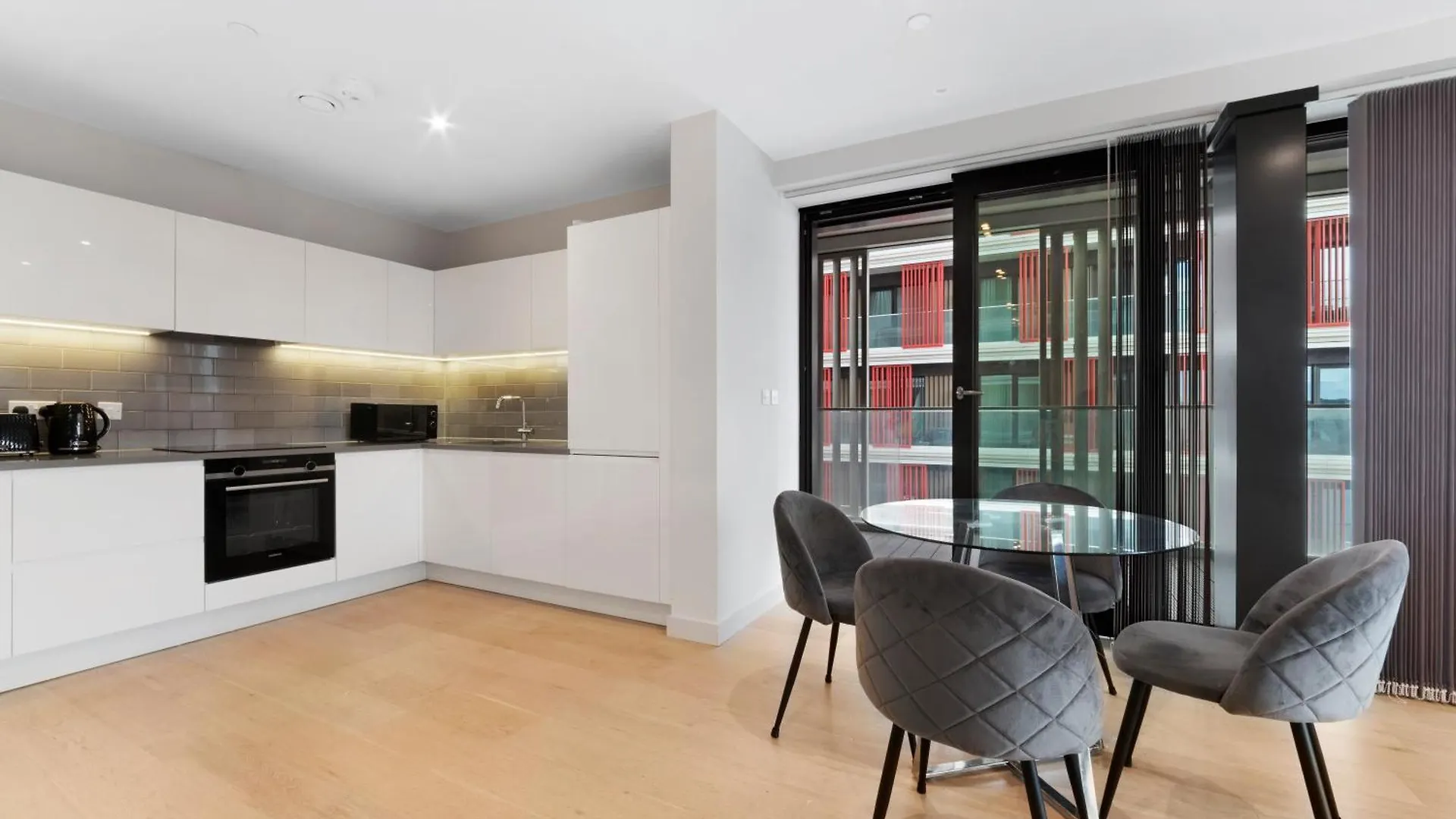 Excel 2 Bedroom Apartment Near City Aiport And O2 Arena London United Kingdom